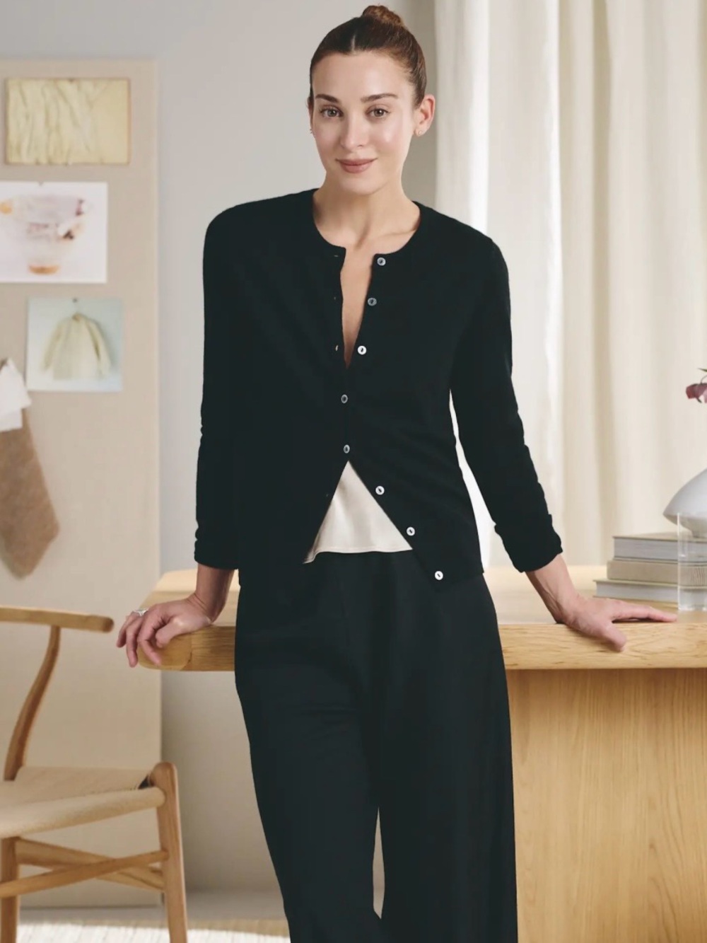 Quince Black Button-Front Women’s Cashmere Cardigan